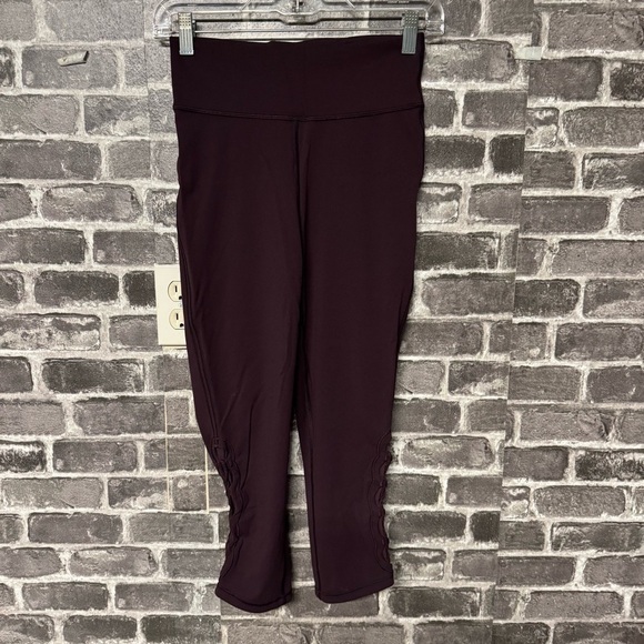 Lululemon Tied To It Crop leggings Black Cherry maroon - Picture 1 of 8